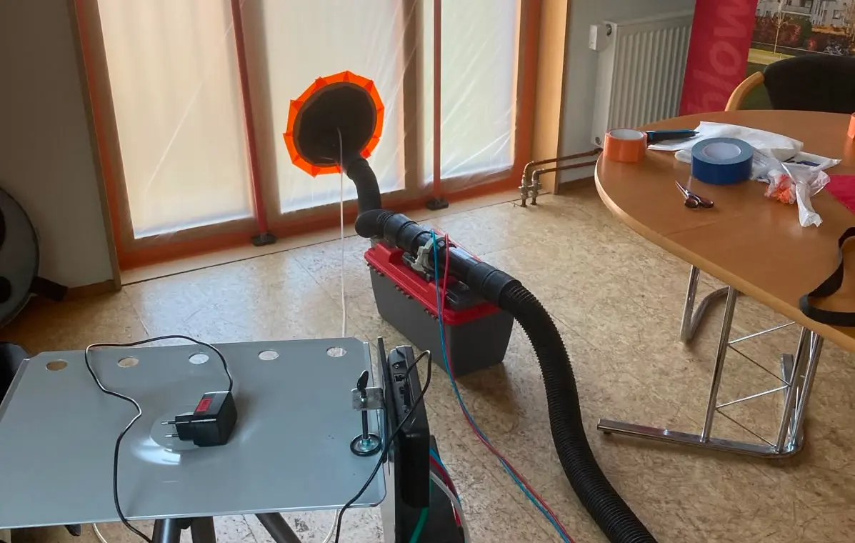 Cálculo de fugas en puertas y ventanas